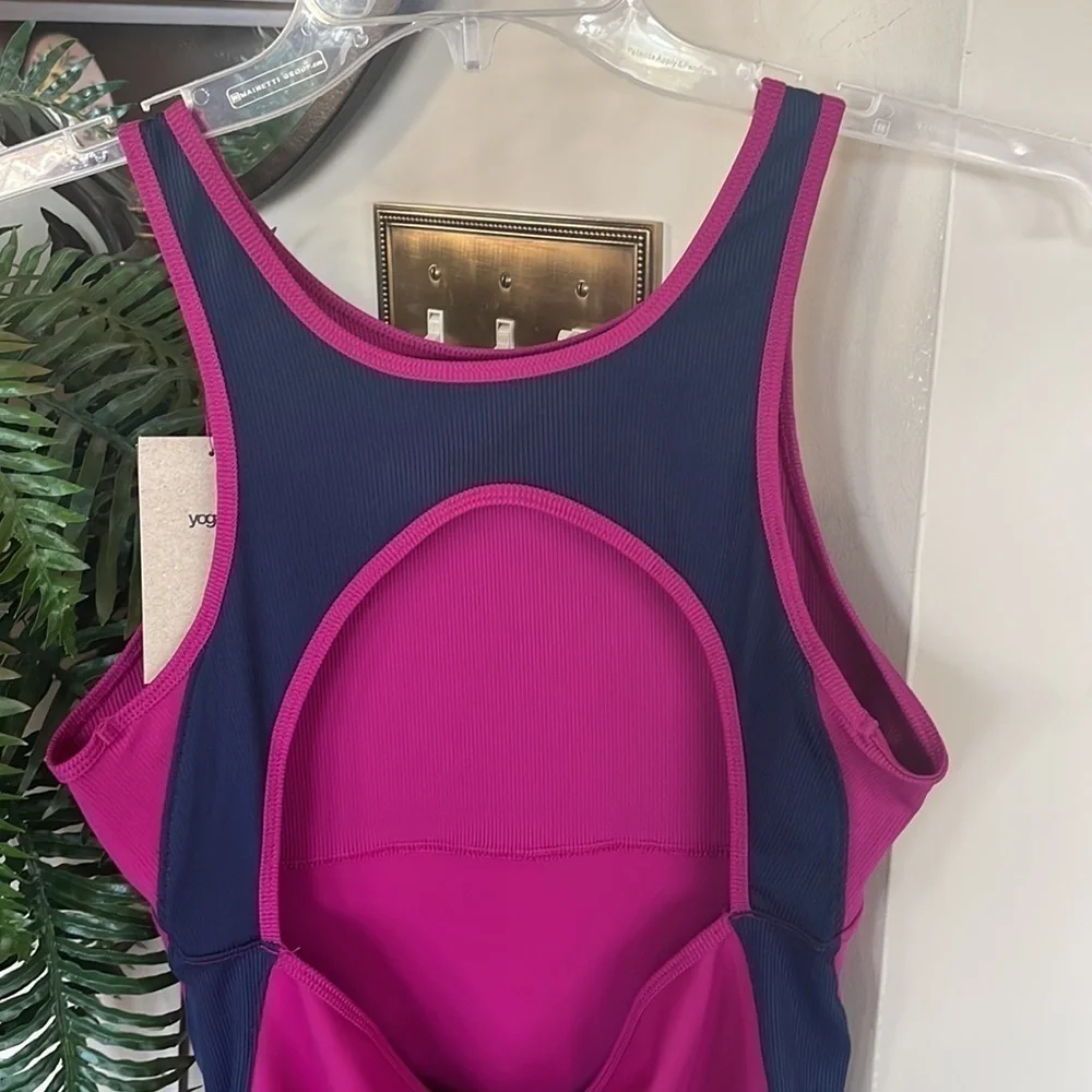 Brand New Nike Yoga Dri-Fit Training Tank Top Berry Racerback Crew Neck Stretchy